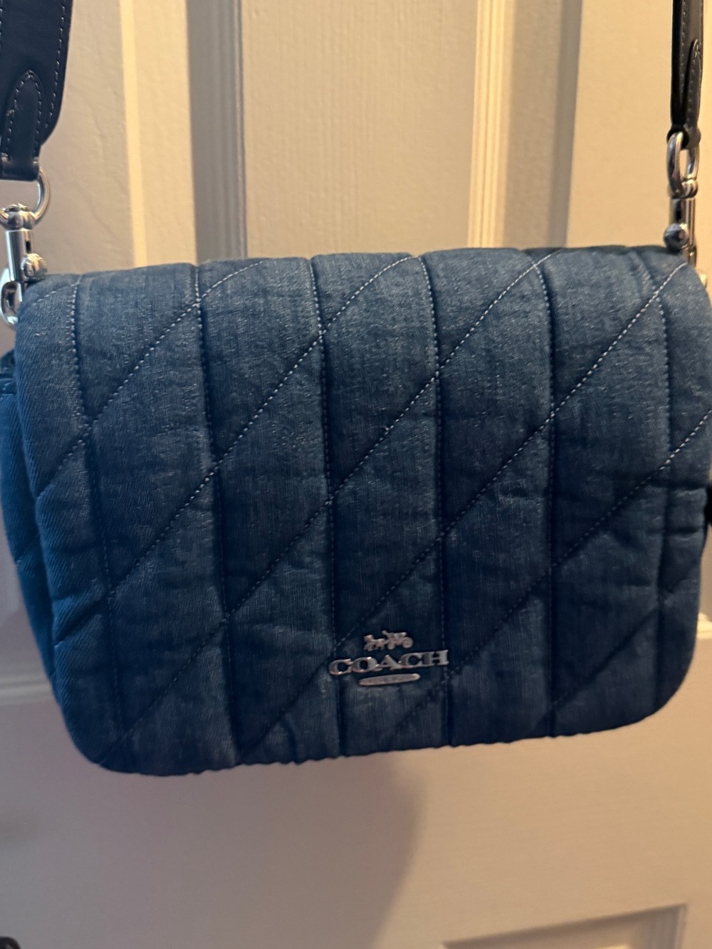 🔥🔥🔥Coach Blue Denim Quilted Crossbody Bag
